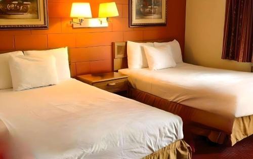 Manchester Hotel | Rodeway Inn Manchester I-90