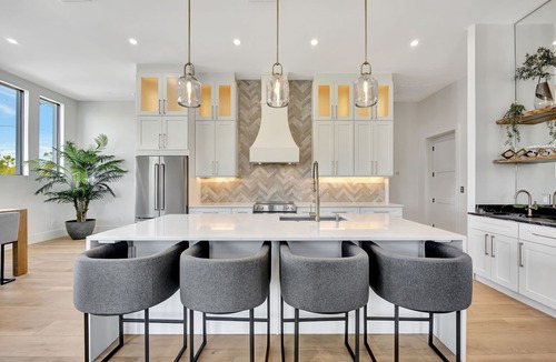 Dunedin House | Rooftop, Balcony, Elevator, Fenced Yard! Downtown Lux Townhome