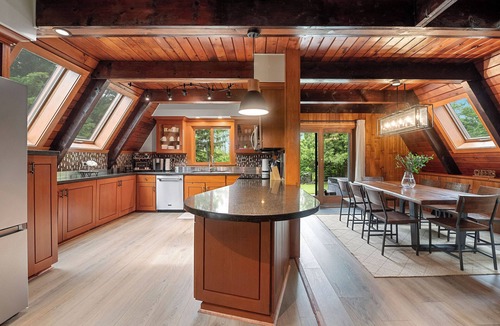 LaFayette Ski Chalet | Rustic A Frame Cabin. Nature retreat on 4 acres! 15 minutes from 3 waterfalls