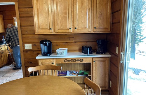 L'Anse Cabin | Rustic UP Waterfront Cabin on Huron Bay