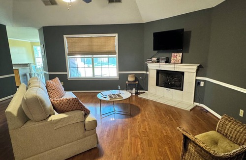 Ellendale House | Safe nice area/Cove in Bartlett, Tn near Memphis.Easy access to I40.NoParties
