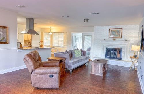 Myrtle Grove House | Saltwater Escape Near NAS, Beach & Downtown