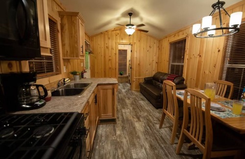 Pittsfield Cabin | Scenic Waterfront Cottage | Steps to Pine Lake & Family-Friendly Resort