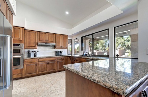 Paradise Valley Village Villa | ScottsdaleStays 10BR-6BA Multimillion Acre Estate-Pool-Sport Courts-SUMMER DEALS