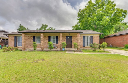 West Pensacola House | Screened Lanai! Pet-Friendly Haven in Pensacola