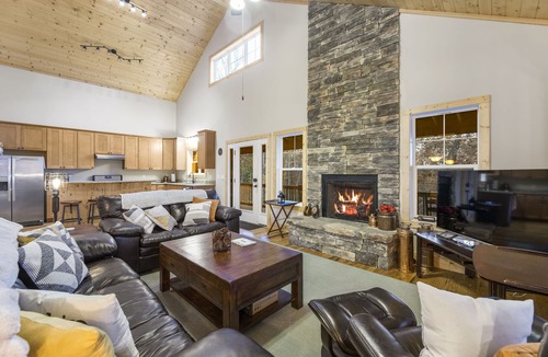 Brevard Cabin | Secluded Cabin! Renovated w Game room, Hot Tub.