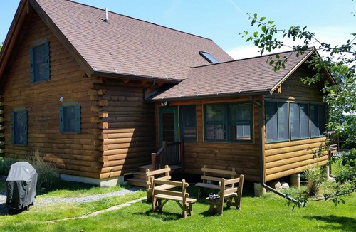 Town of Benton Cabin | Seneca lake Love Shack Route 14 Penn Yan NY in the heart of Wine Country