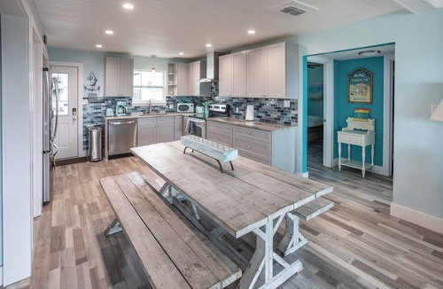 Laguna Beach House | Serene deck retreat w/Gulf Views in west end PCB