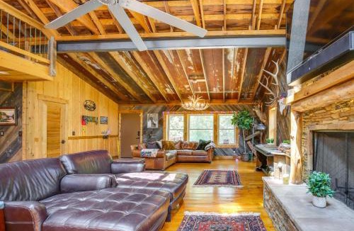 Pacific House | Serene Pacific Getaway: Deck, Grill & Fire Pit!
