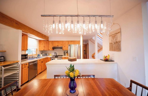 Whittier House | Serene + Spacious Boulder Oasis - Sleeps 10 - 30+