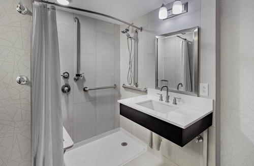 Downtown Syracuse Hotel | Sheraton Syracuse University Hotel & Conference Center