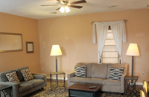 Alverton Condo | Short or Extended Stay: BEAUTIFULLY RESTORED COLONIAL MANSION
