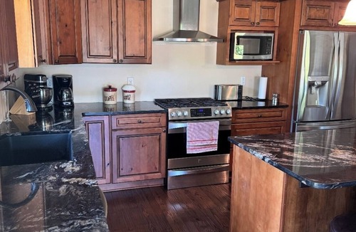 Silver Lake House | SilverLake House with Hot Tub, game room, huge yard, 1 mile from sand dunes.