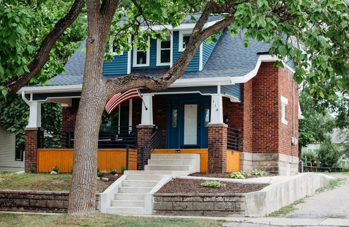 Big Rapids House | Spacious 4BR Duplex - WiFi & A/C