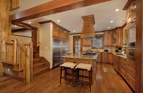 Mammoth Lakes House | Spacious 5-bedroom 5 1/2 - Bath Home on Starwood Golf Course - 13th Fairway