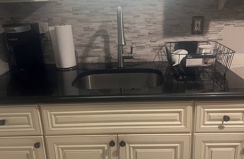 Old Bethpage House | Spacious 5-bedroom house in Farmingdale Village near from Bethpage Black