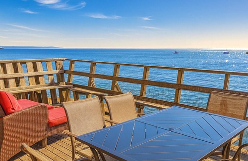 Ocean Bay Park House | Spacious 5-bedroom house, sleeps 11 with AC, WiFi in adorable Ocean Bay Park
