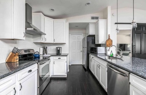 Trails North House | Spacious Backyard W/Free Heated Pool, Tv and Bbq