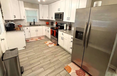 East Point House | Spacious & Comfortable 3BR Home Near ATL Airport, Family-Friendly, Fast Wi-Fi