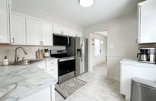 Evansville House | Spacious Comfy Evansville Home w/Patio, Foosball & Yard Sleeps 8