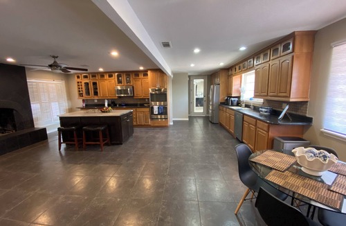Thunderbird House | Spacious Corner house with a Pool