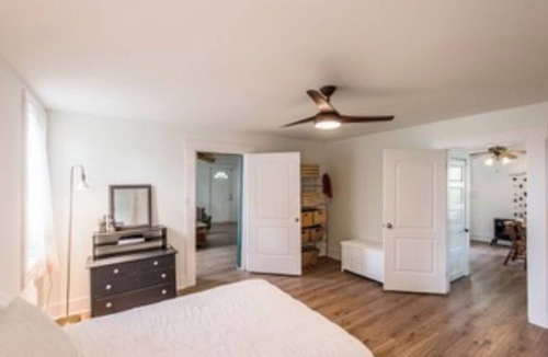 Lakewood House | Spacious, light-filled home near Marina; 20 min to downtown Nashville