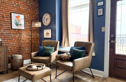 Henderson Apartment | Spacious studio apartment with river view in the heart of downtown Henderson, KY