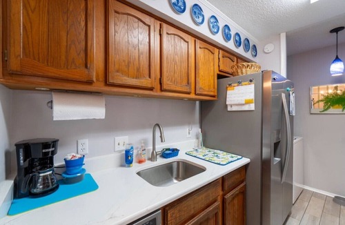 East Pensacola Heights Apartment | Spyglass Perch-Monthly Rentals Available