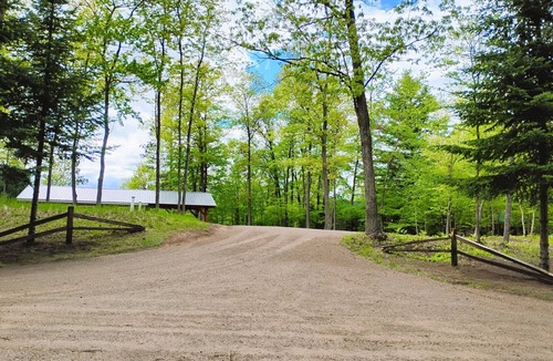 Spooner Cottage | Stay & Play On Beautiful Mystery Lake. Boat, Fish, Kayak, Campfires!