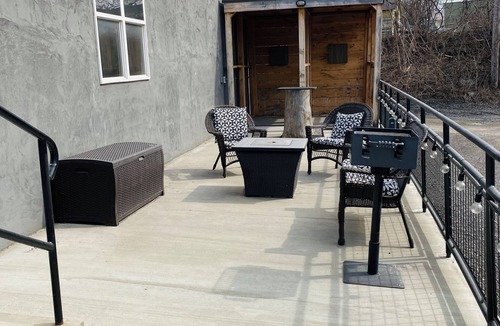 Penn Yan House | Steps to downtown Penn Yan, pet & family friendly 2BR! Board games galore!