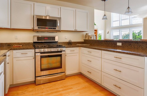 Town of Milo Cottage | Stone Crest - Magnificent Luxury Lake Home 5 Minutes From Penn Yan