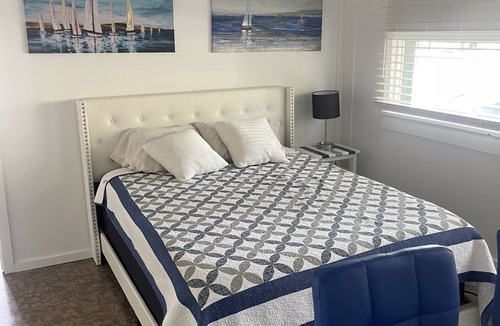 Elk Rapids Apartment | Studio Apartment Downtown Elk Rapids