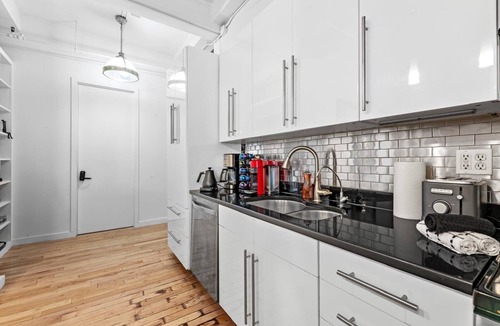 Midtown Apartment | Stunning 3-Bedroom Luxury Loft in the Heart of Chelsea, Manhattan