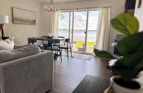 Jackson Apartment | Stunning Grass Lake Duplex - Sleeps 8