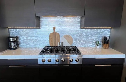 Val Vista Lakes House | Stunning lake view home with oversized jetted spa