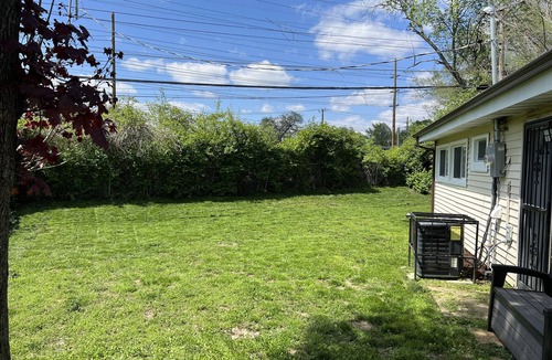 Airport Township House | Stylish 3br 2 bath close to downtown, the airport, and freeways.