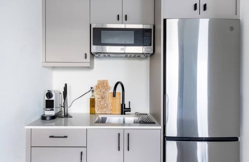 Columbia City House | Stylish Studio: Columbia City, Seattle