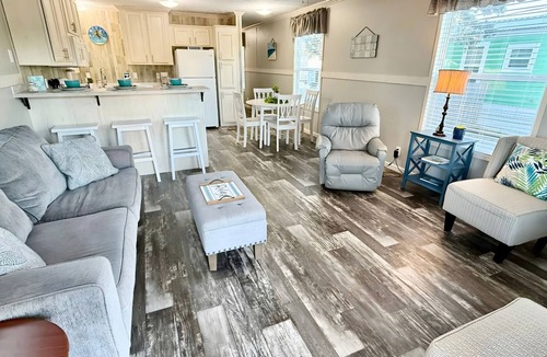 Navarre Cottage | Sum Beaches Paradise Cottage 8