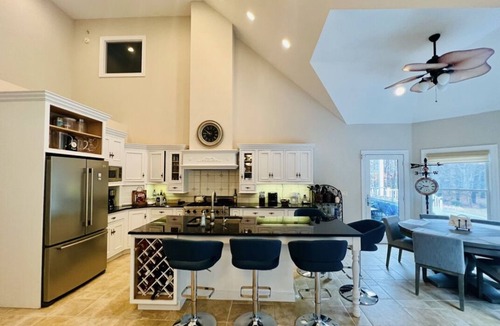 East Hampton House | Summer East Hampton Retreat- Heated Pool, Tennis, Hot Tub