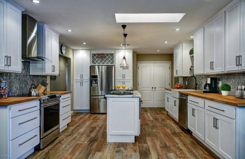 Scottsdale Highlands Five House | Sunny Backyard 5BR Minutes to Old Town Scottsdale