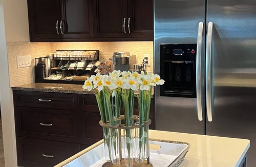 Riverside House | The Blue Heron on Lake Michigan, private beach, hot tub, indoor fireplace, and outdoor fire table. Fully stocked home including beach towels and chairs. Great house for summer vacations and NOTRE DAME game weekends.
