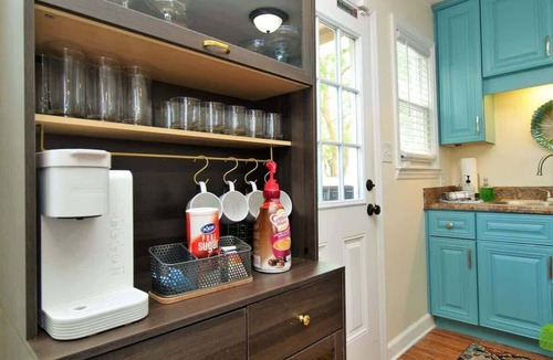 Navy Point House | The Bungalow. Walk to Bayou! Backyard Family Fun!