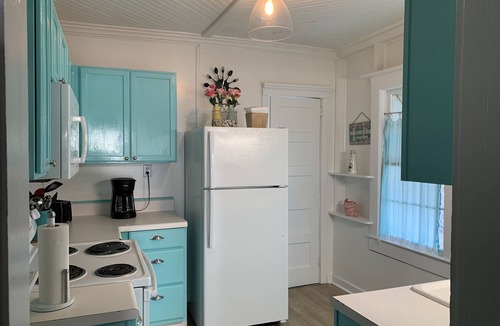 Downtown Myrtle Beach Cottage | The Darlington Cottages