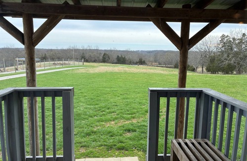 Berry House | # The LODGE! # - A Private Ranch Retreat only 10 miles to the ARK Encounter.