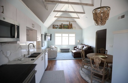 Frankenmuth Apartment | The Loft at Rapunzels - The Best Location in Frankenmuth
