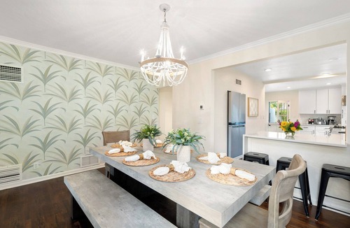 Willo House | Timeless Elegance: Historic Estate w/Pool, Hot Tub + Putting Green