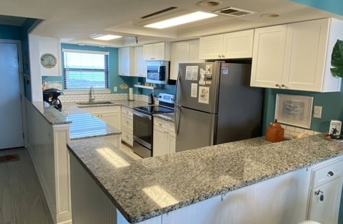 Navarre Beach Condo | Top floor, August 10% off! You can have that 2026 Beach Vac action. Book Now!