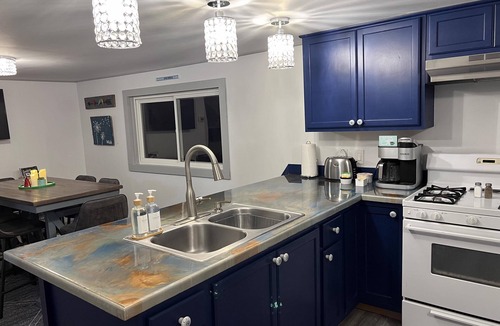 Paradise House | Tranquil Lakeside Retreat on Freighter's Bay in Paradise, Michigan