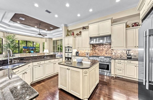 Saint Armands Key House | Tranquility - Private Pool/Spa, Walk Everywhere, Pet Friendly