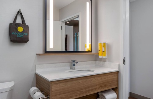 Battle Creek Hotel | Tru By Hilton Battle Creek